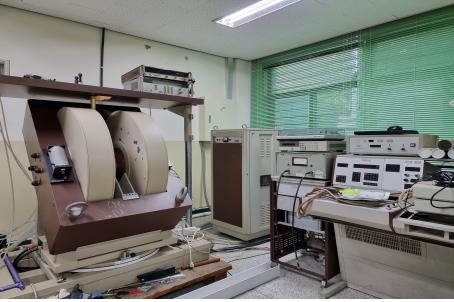 - 전자상자성공명(Electron paramagnetic resonance – EPR)
